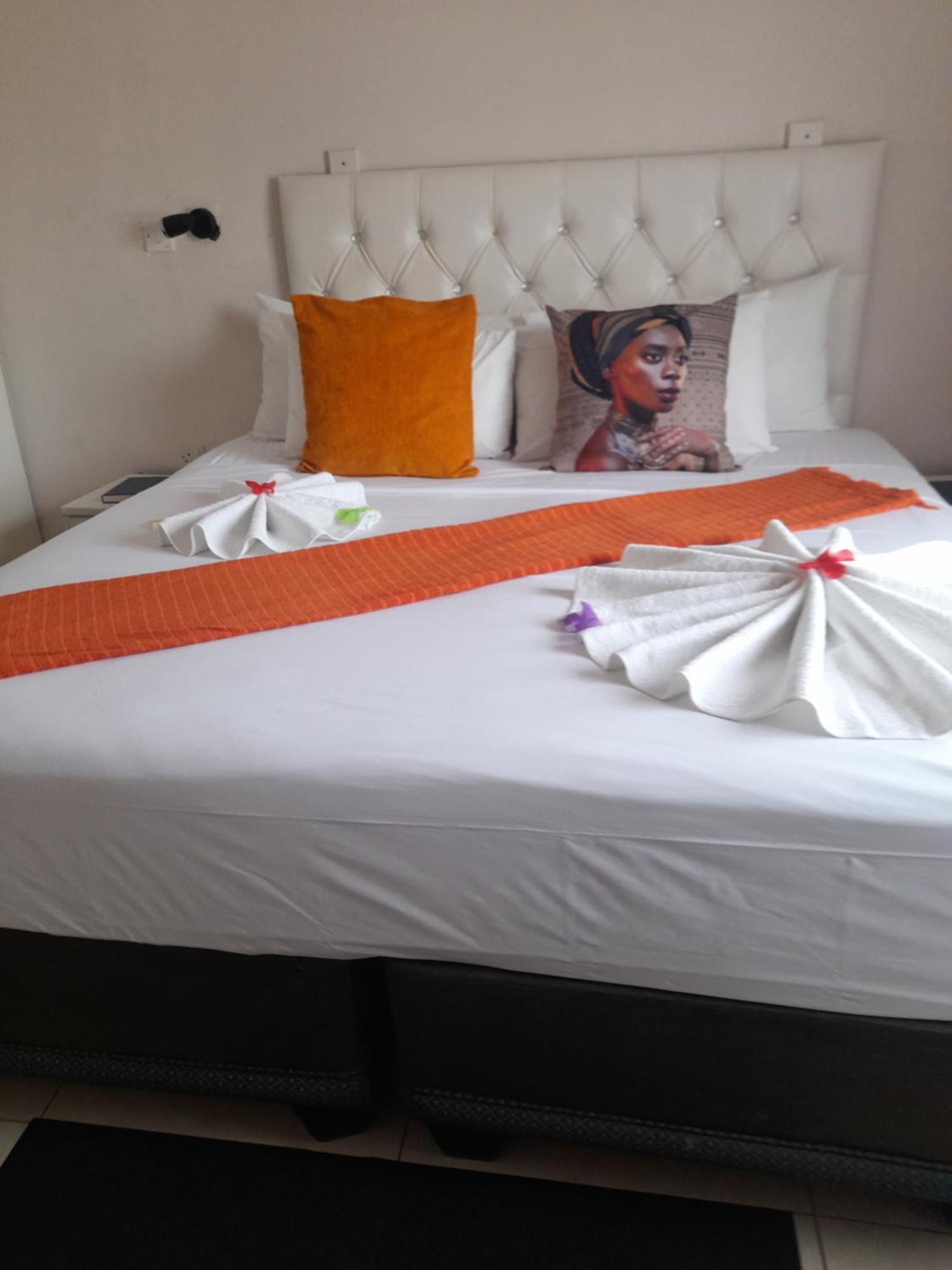 Rest & Digest Bed and Breakfast Serowe Εξωτερικό φωτογραφία