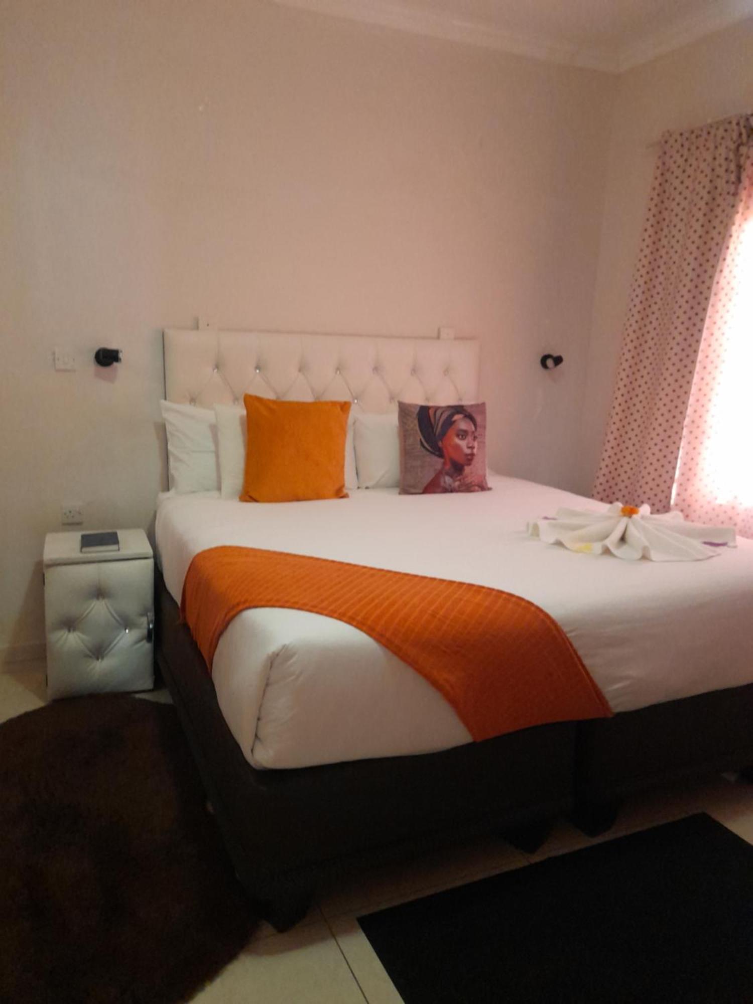 Rest & Digest Bed and Breakfast Serowe Εξωτερικό φωτογραφία